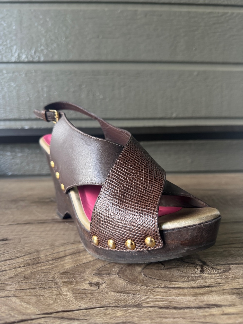 Lilly Pulitzer Women's Brown Leather Wedge Sandals with Gold Studs size 9 M